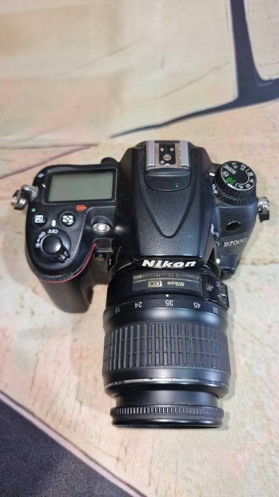Nikon D7000+ AF-S DX 18–55mm f/3.5–5.6G