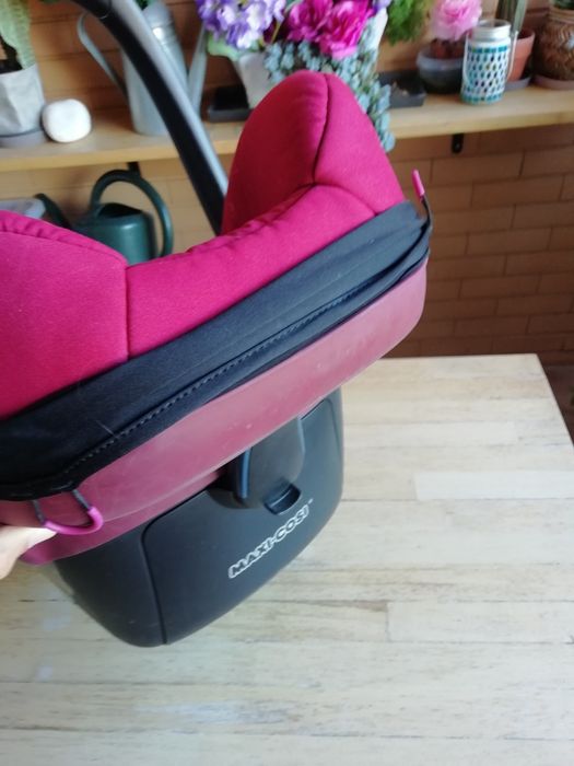 Cadeira Bebé Ovo (maxicosi - Pebble)