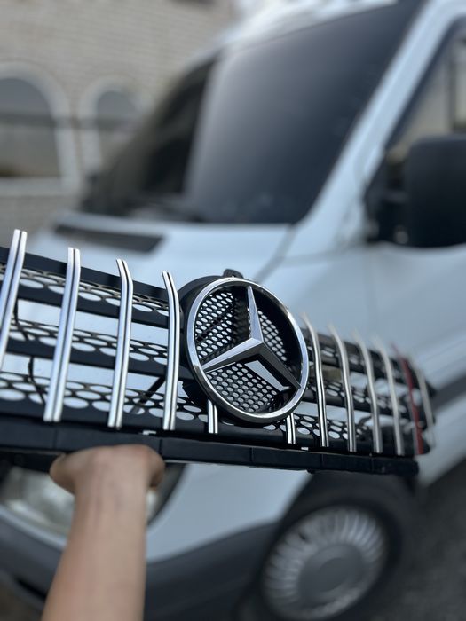 Sprinter 903 Виготовлення решіток AMG ручної роботи