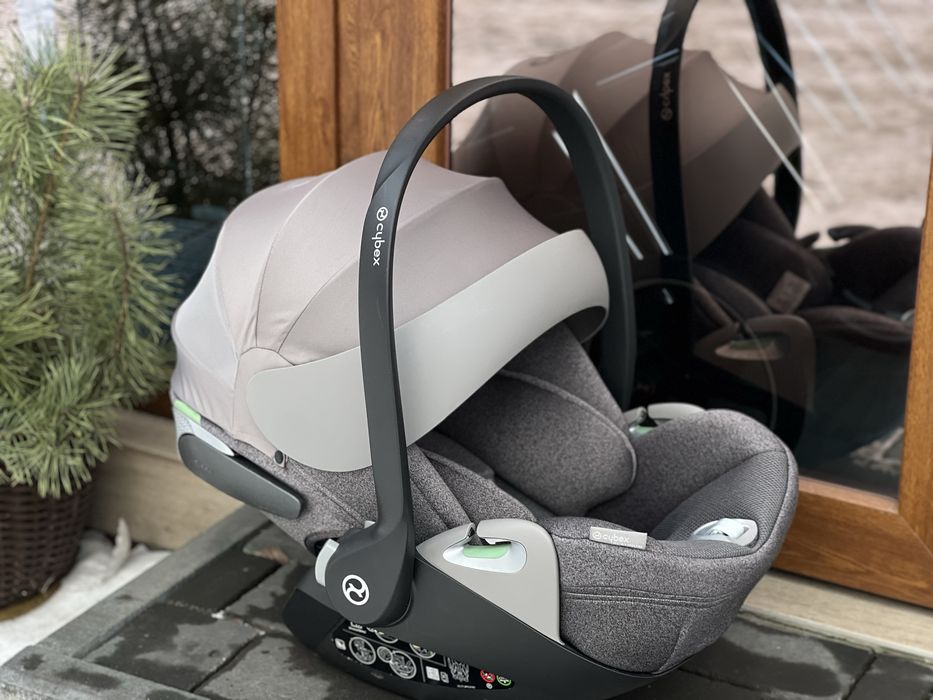 Автолюлька Cybex cloud T+ i-Size як нова
