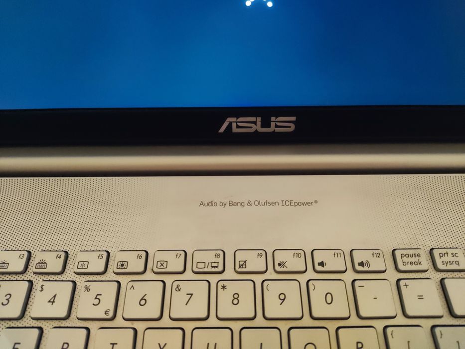 Komputer ASUS N750JK – laptop gamingowy z Mocą i Elegancją
