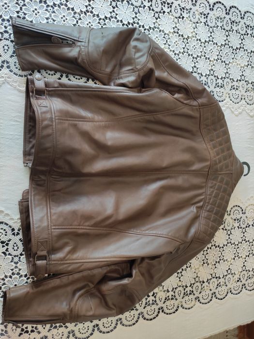 Casaco de pele genuína