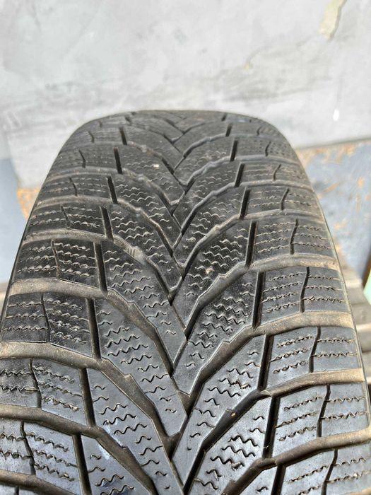 Шини 215 65 16 nexen 2022, всесезонки комлект