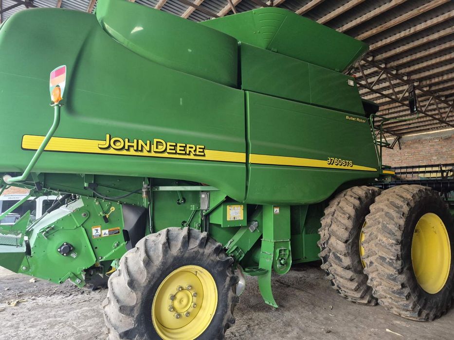 комбайн John Deere 9760