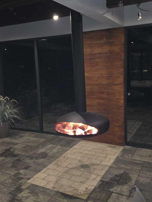 Piec wiszący czarny mat