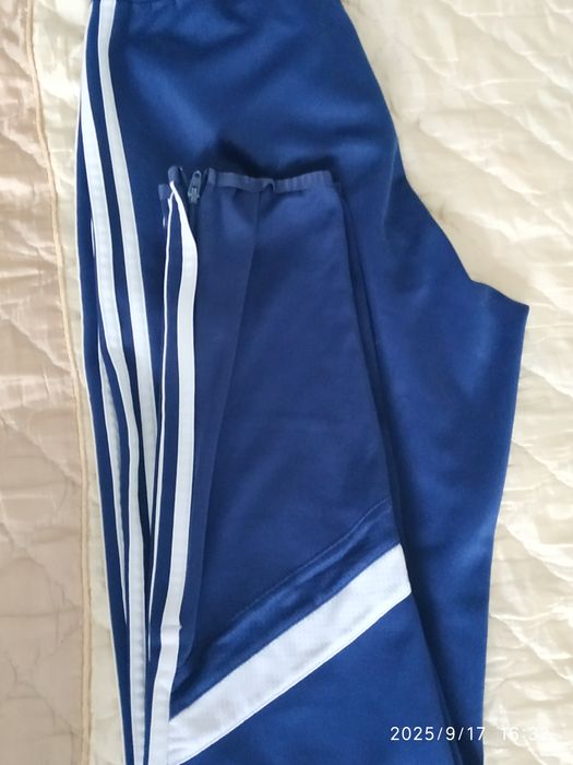 Spodnie dresowe damskie granatowe, r S/M adidas, używane