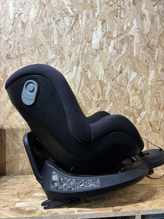 Cadeira Chicco Seat2Fit isize Isofix