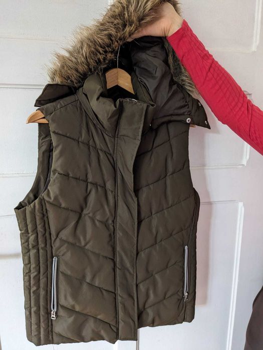 Kamizelka z kapturem khaki green