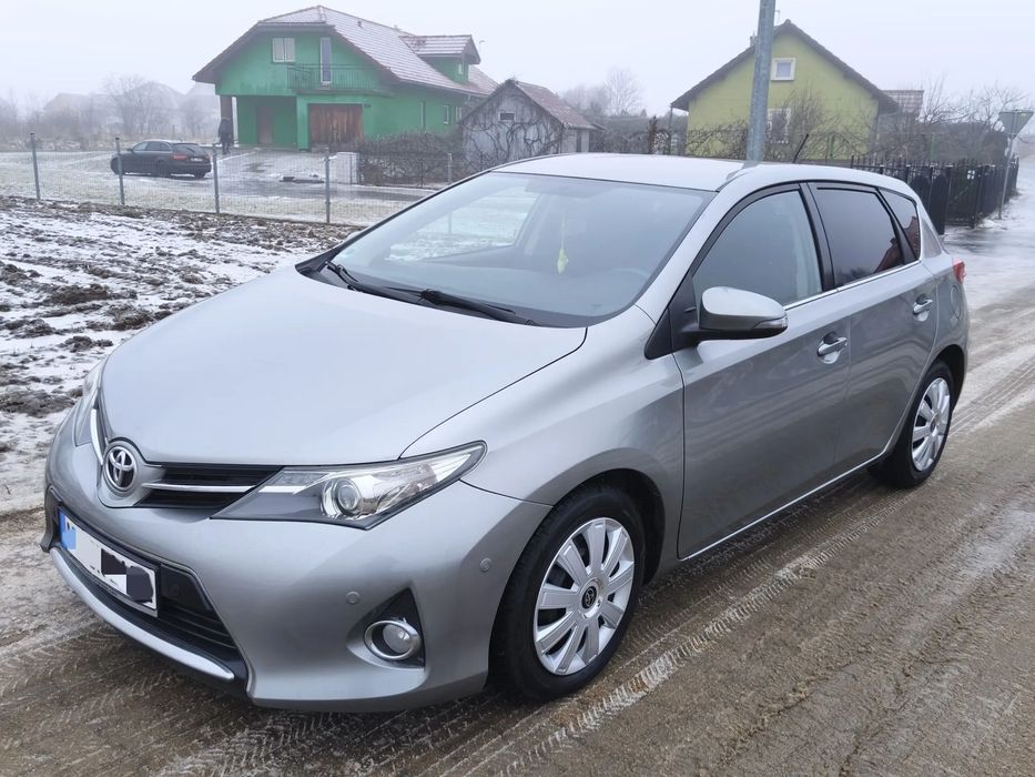 Toyota Auris 2014R 2.0D Navi Kamera 2xPDC 2xKoła z Niemiec Ładna Zadbana 6 Biegów