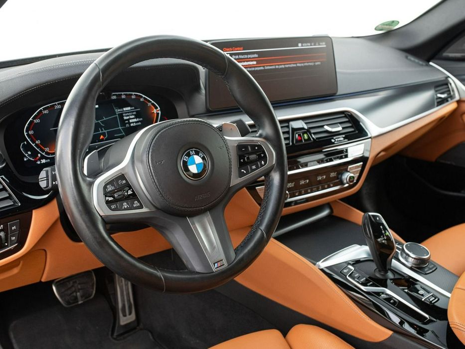 BMW Seria 5 GD2K613#540i xDrive mHEV M Sport Ambient Podgrz.f Salon PL VAT23%