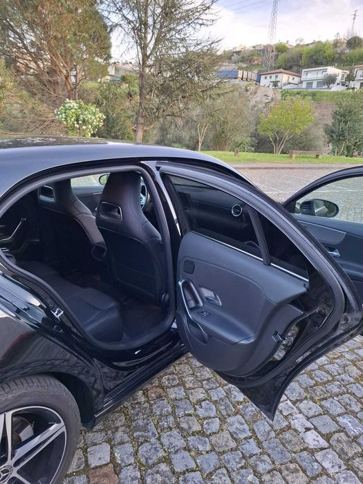 Mercedes Benz a250e 8G-DCT