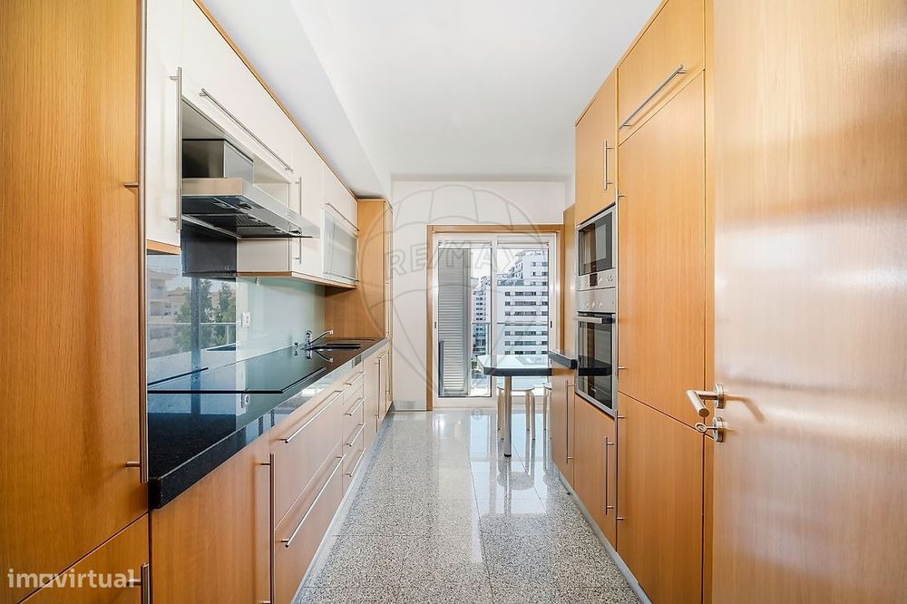 Apartamento T3 para arrendamento