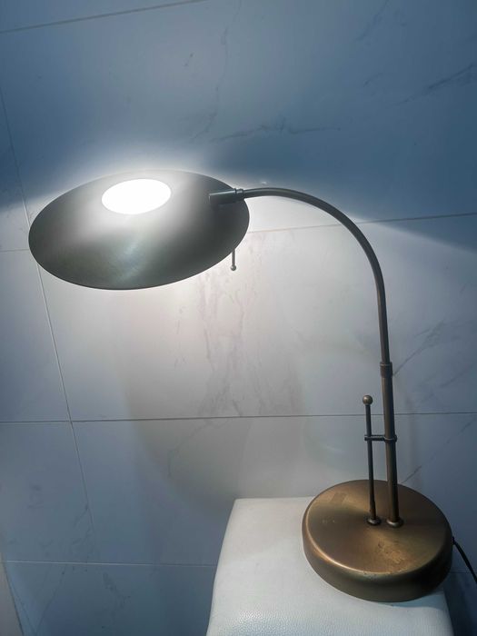 Lampa biurkowa duża ze ściemniaczem.