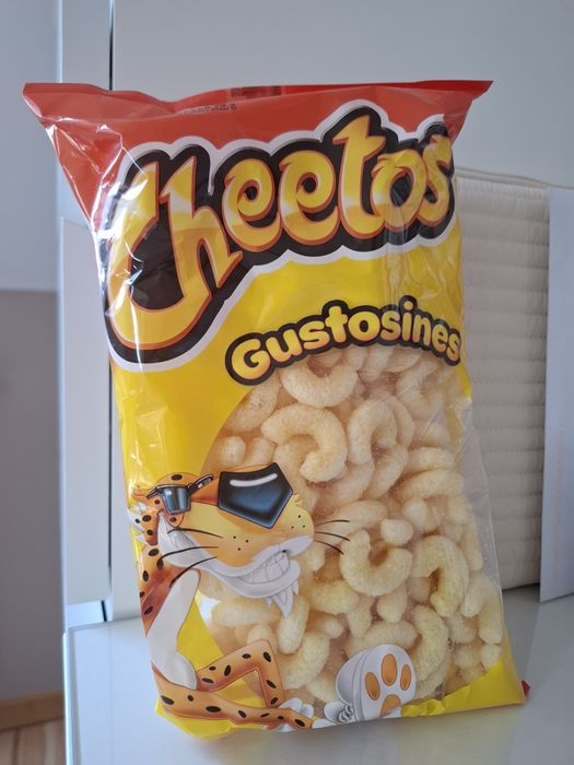 Chrupki Cheetos Gustosines – Zagraniczne przekąski UNIKAT (Paczka 75g)