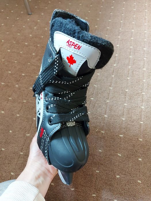 Ковзани,коньки дитячі