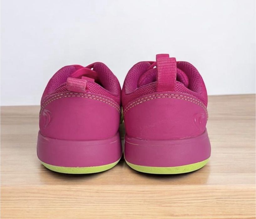 Яскраві текстильні кросівки Clarks оригінал 28,5 розмір
