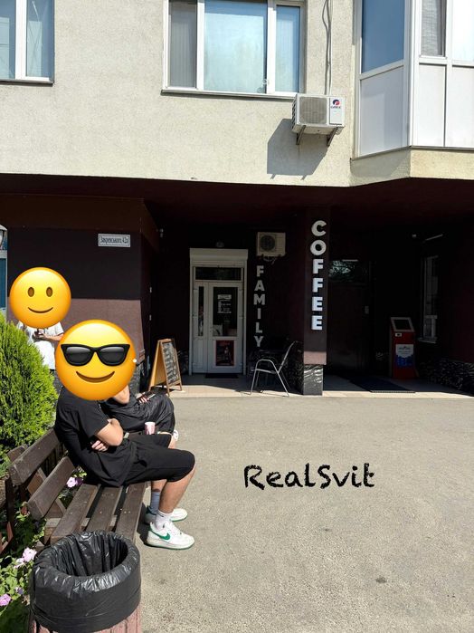 Фасадне приміщення під кавʼярню, тощо, вільне! Закревського 42а