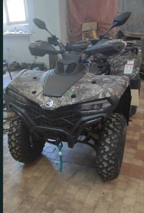 Пластик з квадроціклів сф мото 520го, та cf moto 450 го фари  перед , оптіка зад, крила, колеса , захист рук, сидіння , увесь пластиковий обвіс.