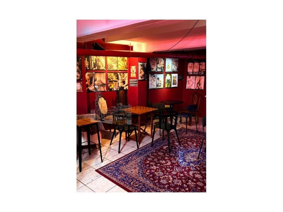 Excelente Oportunidade De Trespasse
Pizzeria Com Esplanada Em Plen...