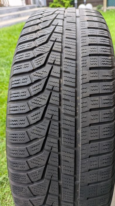 Opona Hankook 215/65/17 SUV zima