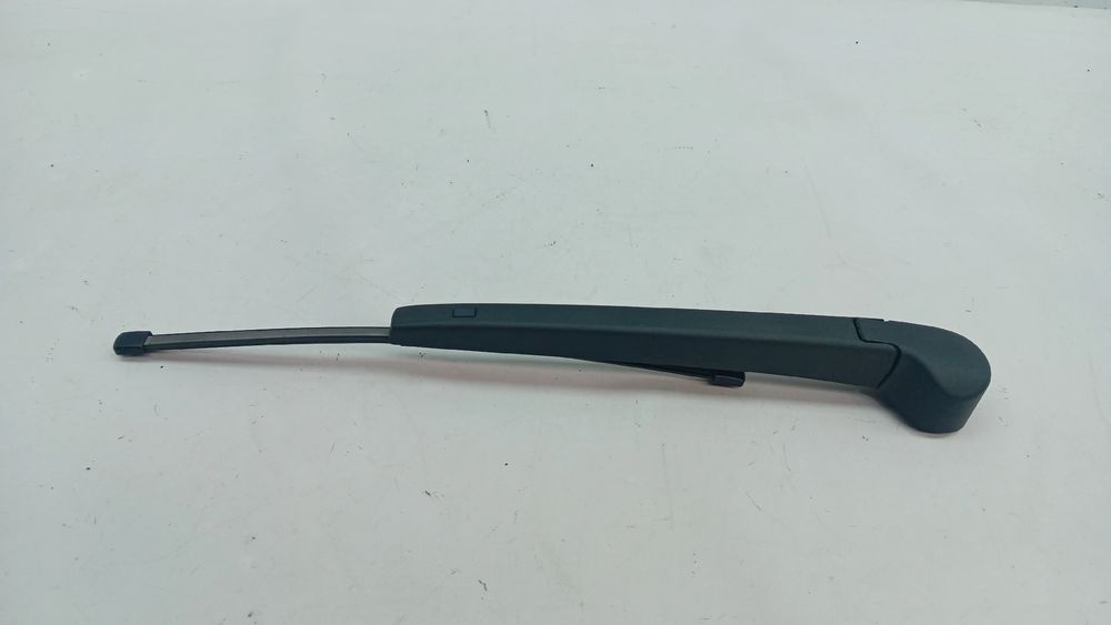 Haste / braço de escova limpa vidros trás SKODA Fabia IV (PJ3)