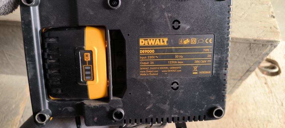 Baterie + ładowarka DeWalt 36v