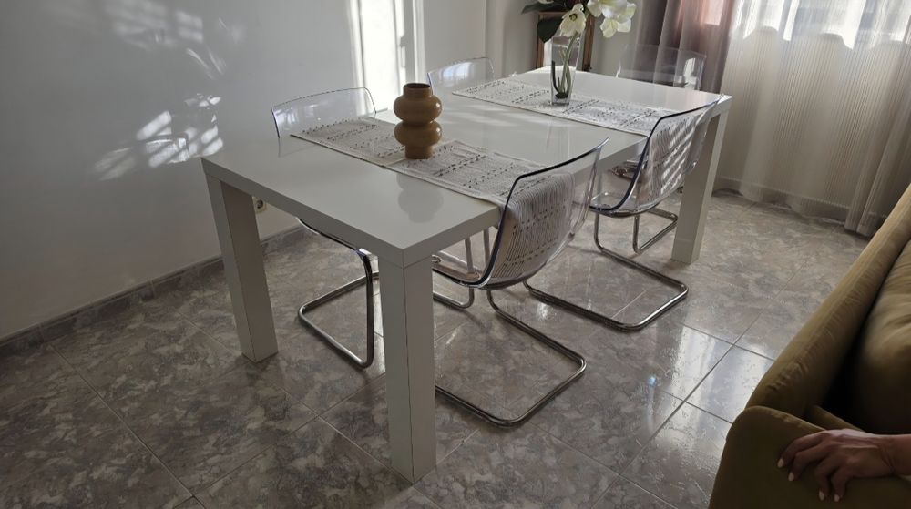 Mesa de jantar IKEA