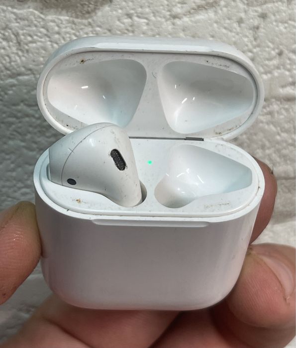 Кейс, левый, правый наушник Apple AirPods 1, 2, 3, 4, Pro, Pro 2 б/у