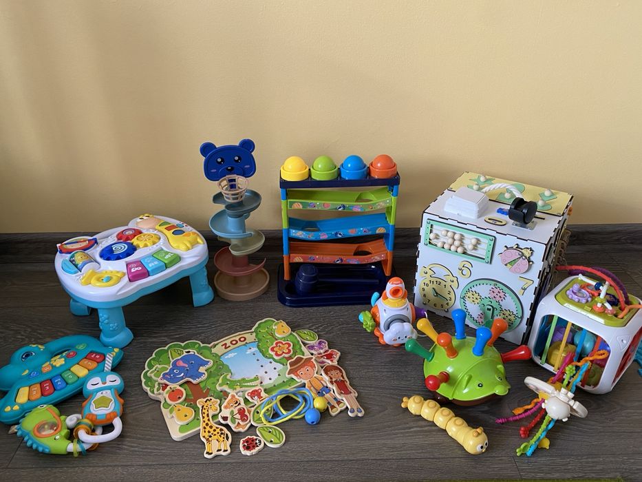 Бізі куб шнурівка стукалка трек музичні іграшки