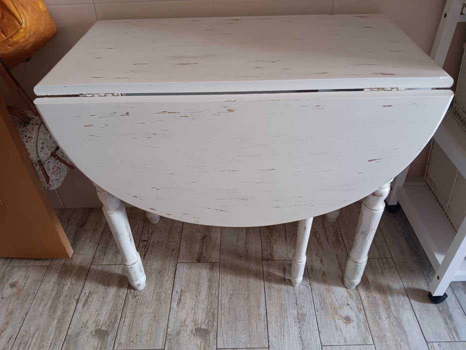 Mesa de cozinha pintura decapé