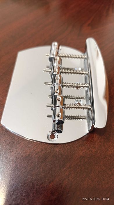 Ponte (bridge) para baixo Musicman