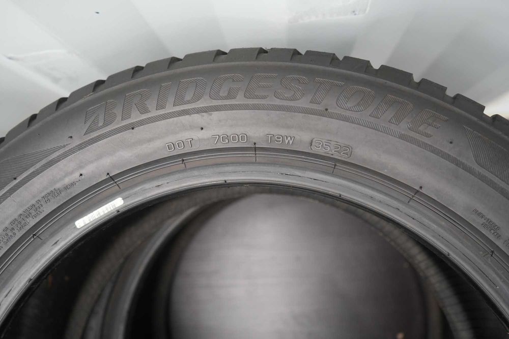 Opony zimowe Goodyear UltraGrip 225/50 R18