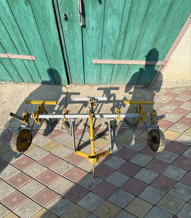 Продам культиватор