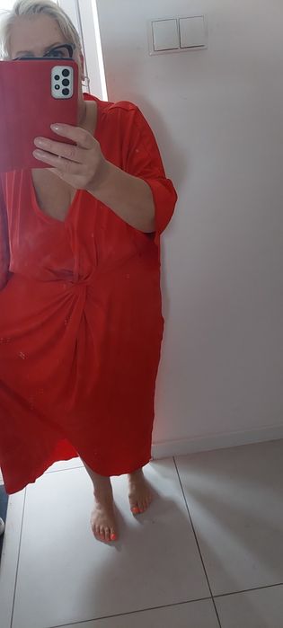 Odsprzedam piękną sukienke dla pań puszystych idealna