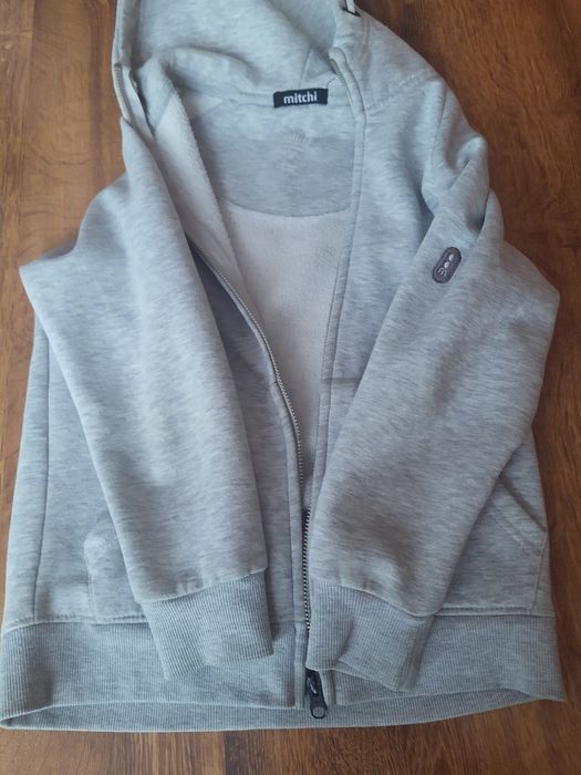 Bluza szara na 7 albo 8 lat
