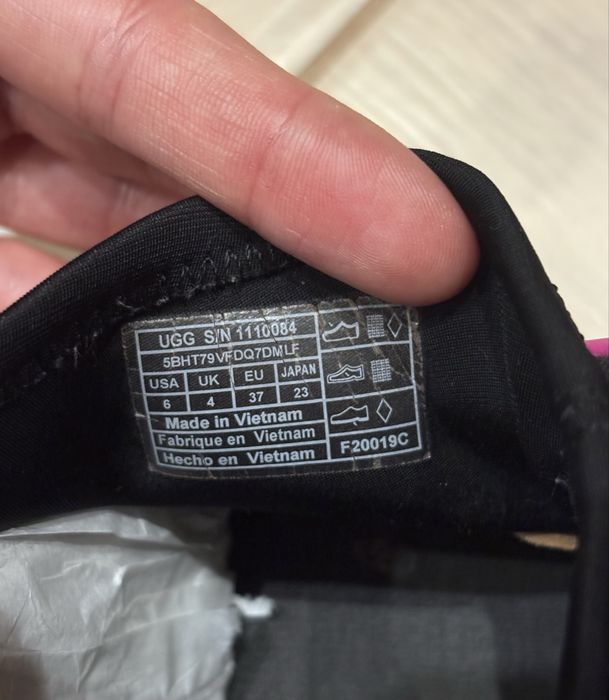 Ugg взуття 37 розмір