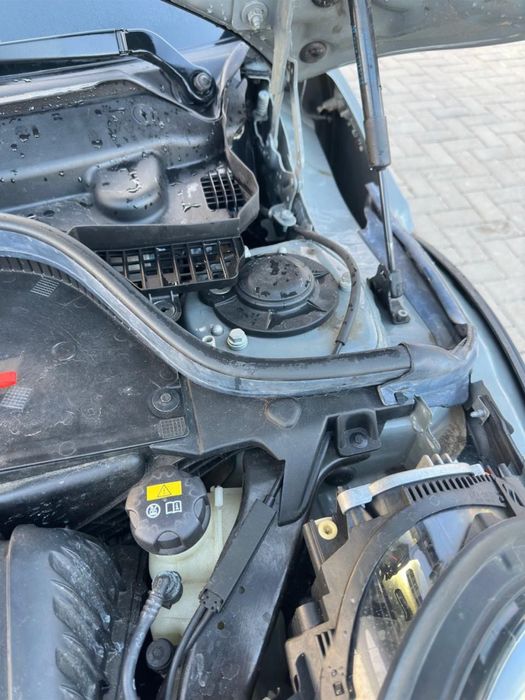 ТЕРМІНОВО продам авто