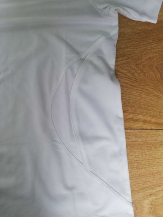 3 Polos Brancos Desporto- Decathlon - 14 anos