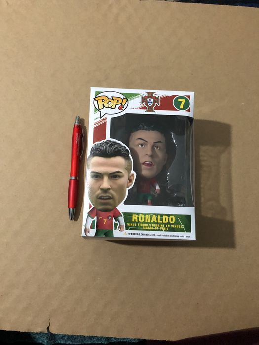 Figuras das Ronaldo,Messi,Ronaldinho,Holland da boa qualidade.