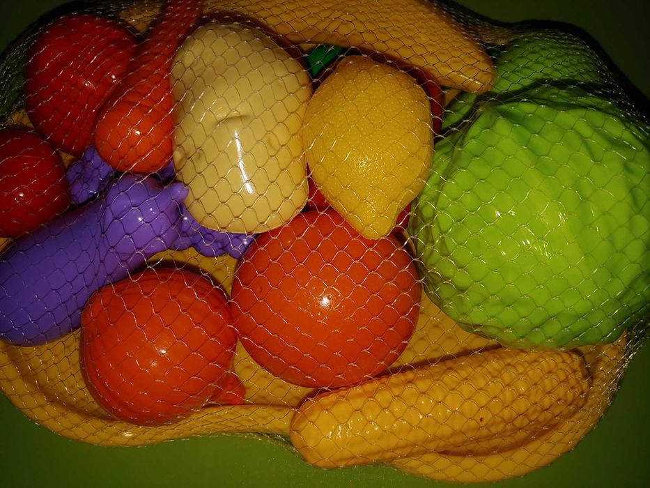 Игрушки Игра кухня, супермаркет Овощи и фрукты 17 крупных предметов