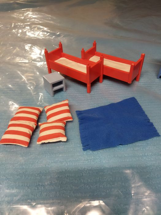 2 conjuntos de quarto de brincar ikea