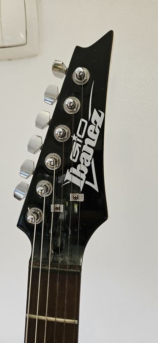 Guitarra Ibanez Gio,suporte para guitarras,cabo 3 m e adaptador