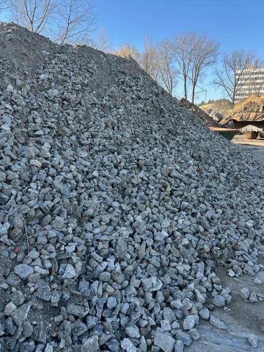 Gruz asfaltowy , betonowy , kruszywo drogowe
