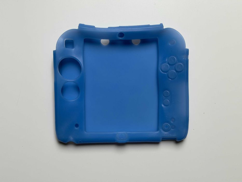 Nintendo 2DS + 3 gry + akcesoria