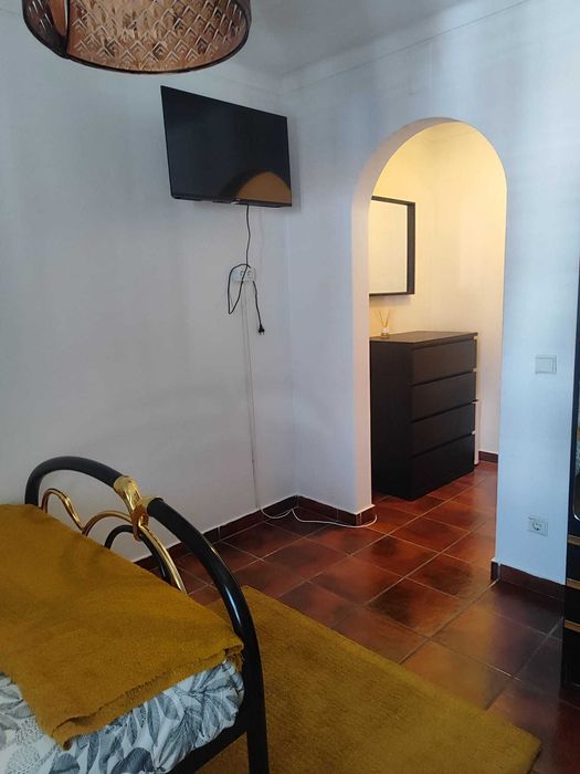 Quarto para alugar a 10min da Escola Secundária Andre de Gouveia Évora