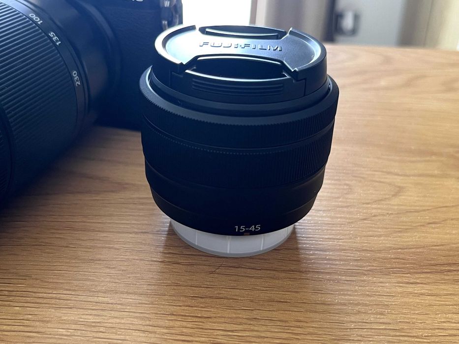 Fujifilm X-S10 + Objectiva FUJIFILM XC 50-230mm f/4.5-6.7 OIS II + Fujifilm XC 15-45mm f/3.5-5.6 OIS PZ
