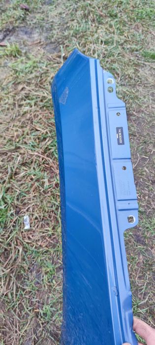 Крило ліве volvo xc40 під ремонт