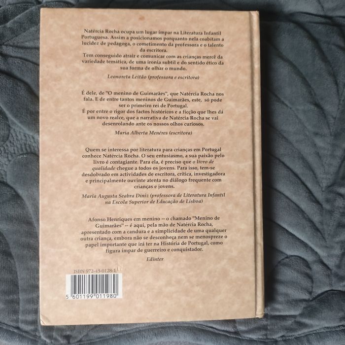 Menino de Guimarães de Natércia Rocha