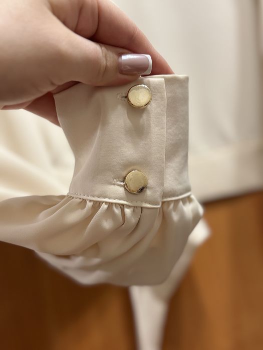 Жіноча блуза на запах 38р