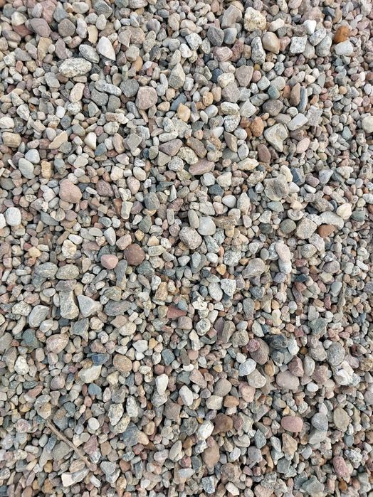 Drobny kamień dekoracyjny ogrodowy żwir 8-16 otaczak drobny alejki